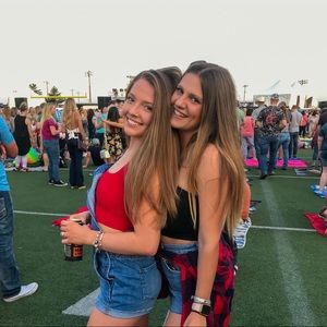 Meet your Posher, Allison